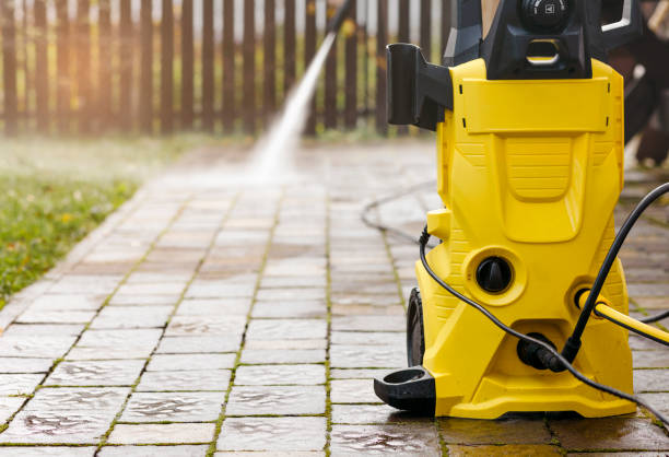 Best Fence Cleaning  in Washburn, IL